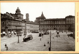 1.25-R.-_-J.-D.-Torino-Piazza-Castello_25cm-300dpi