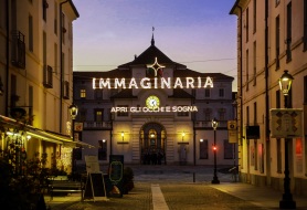 VENARIA VISTA REGGIA CON LUCI X IL NATALE