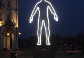 01_ANDREAS-ANGELIDAKIS_VR-Man_Photo-Andrea-Rossetti