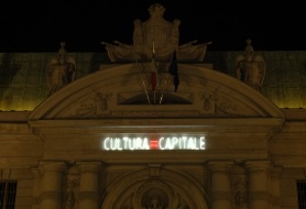 12_Alfredo-Jaar_Cultura-Capitale_-©Luci-dArtista_Photo-Max-Chicco