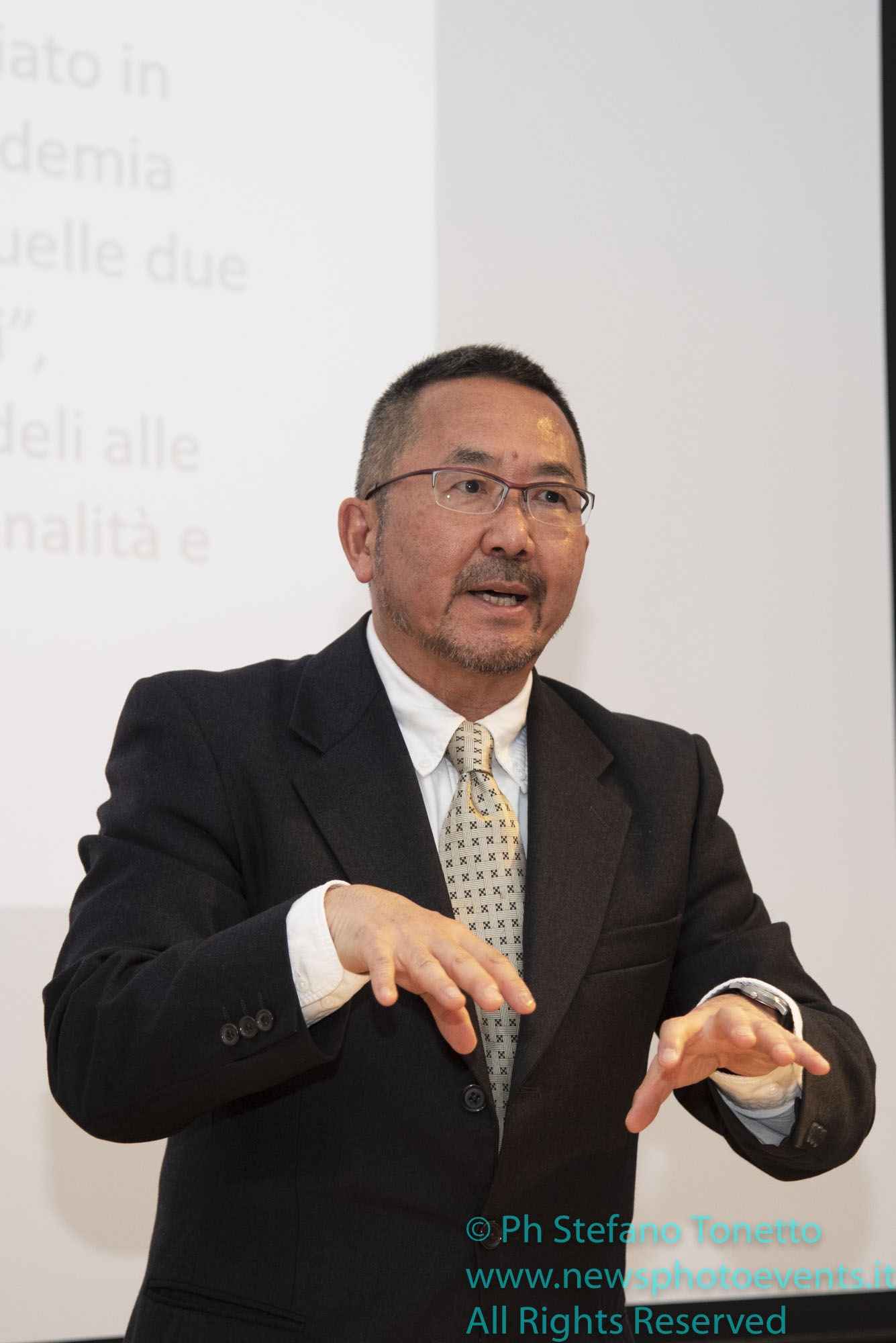 Conferenza del prof. Motoaki Ishii, Università di Arte di Osaka