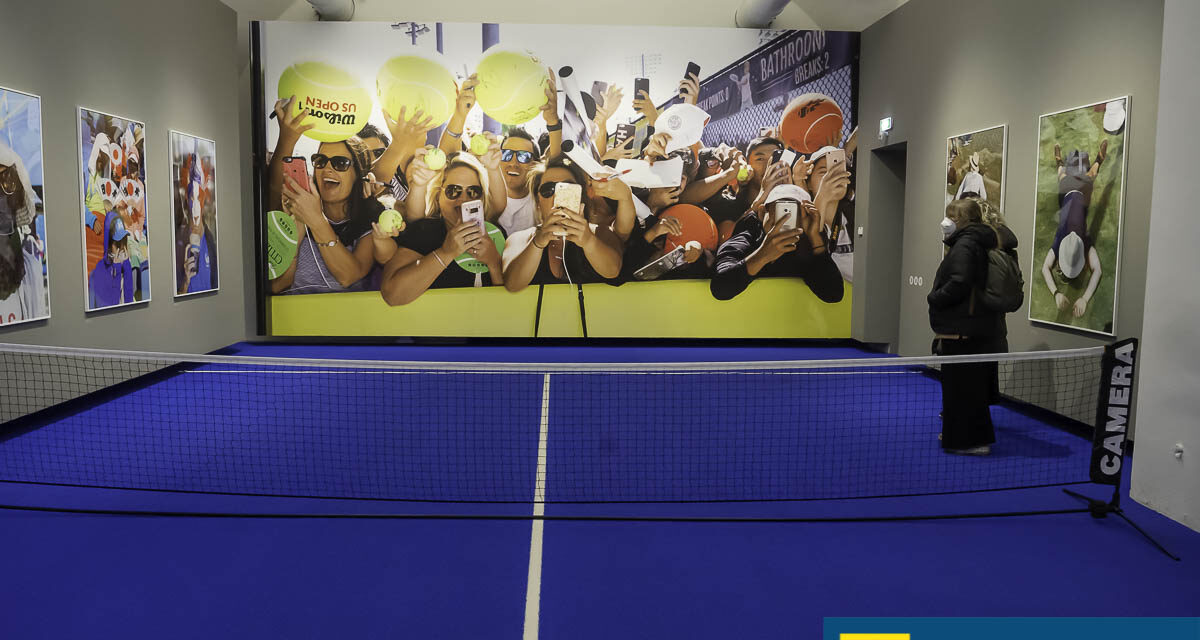 Martin Parr protagonista insieme allo sport a CAMERA