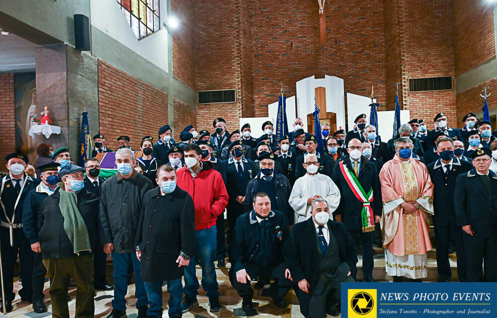Marinai A.N.M.I. “Mario Cagnassone” di Venaria Reale presenti al grande raduno di Asti
