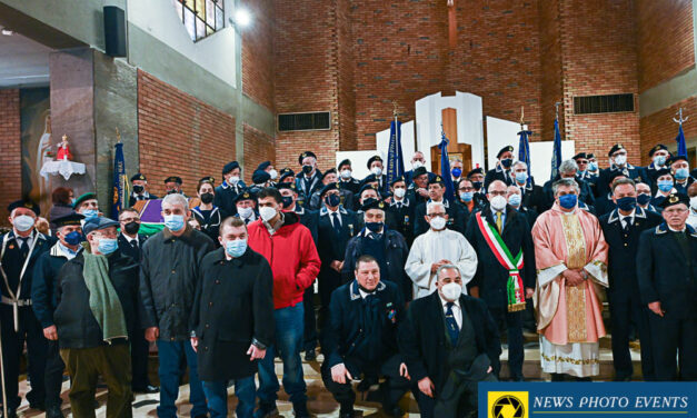 Marinai A.N.M.I. “Mario Cagnassone” di Venaria Reale presenti al grande raduno di Asti