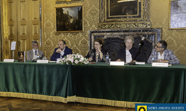 MARIA GIOVANNA BATTISTA DI SAVOIA – NEMOURS  STATO, CAPITALE, ARCHITETTURA