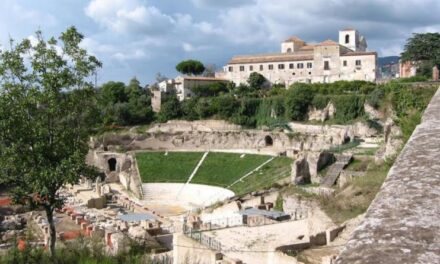 SanremoCantaNapoli una rassegna nel cuore della canzone al Teatro Romano di Sessa Aurunca