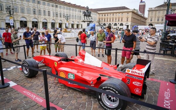 IL MOTORSPORT MONDIALE PREMIATO AGLI AUTOLOOK AWARDS ESPOSIZIONE IN PIAZZA SAN CARLO FINO A DOMENICA 11 SETTEMBRE