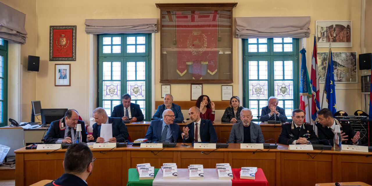 𝟰𝟱 𝗔𝗡𝗡𝗜 𝗗𝗔𝗟 𝗥𝗜𝗧𝗥𝗢𝗩𝗔𝗠𝗘𝗡𝗧𝗢 𝗗𝗘𝗟 𝗖𝗢𝗥𝗣𝗢 𝗗𝗘𝗟𝗟’𝗢𝗡. 𝗔𝗟𝗗𝗢 𝗠𝗢𝗥𝗢: 𝗨𝗡 𝗖𝗢𝗡𝗩𝗘𝗚𝗡𝗢 𝗖𝗢𝗟 𝗚𝗘𝗡𝗘𝗥𝗔𝗟𝗘 𝗔𝗡𝗧𝗢𝗡𝗜𝗢 𝗖𝗢𝗥𝗡𝗔𝗖𝗖𝗛𝗜𝗔 𝗣𝗘𝗥 𝗥𝗜𝗖𝗢𝗥𝗗𝗔𝗥𝗘 𝗤𝗨𝗘𝗟𝗟𝗔 𝗧𝗥𝗔𝗚𝗜𝗖𝗔 𝗩𝗜𝗖𝗘𝗡𝗗𝗔