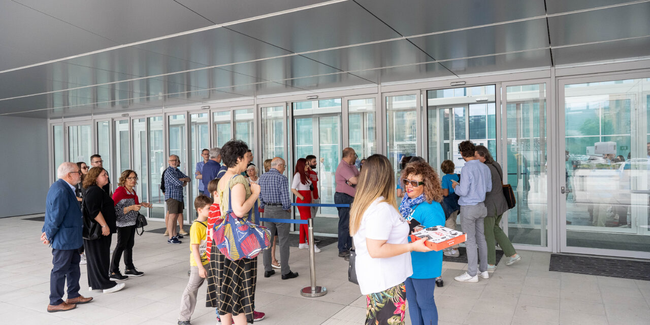 PRIMA APERTURA AL PUBBLICO DEL GRATTACIELO PIEMONTE, IL RESIDENTE CIRIO E L’ASSESSORE TRONZANO HANNO ACCOLTI I VISITATORI