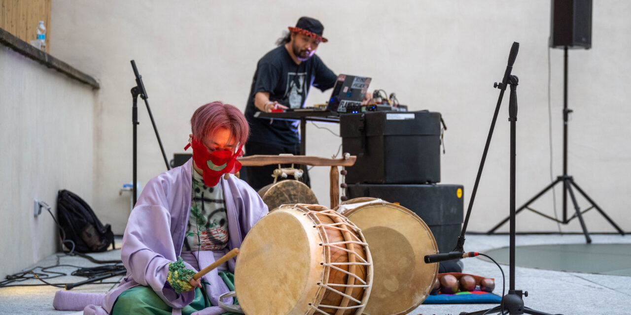 CROSSING BORDERS SHIGERU ISHIHARA (Dj Scotch Egg/Scotch Rolex) e SHIN HYO JIN