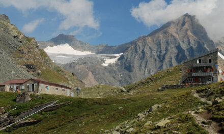 Nuovi locali del Rifugio Bartolomeo Gastaldi vecchio, Balme.