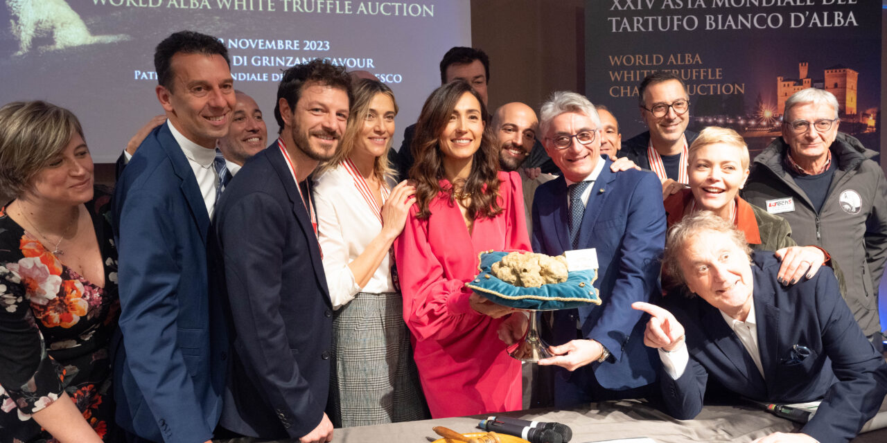 VOLA A HONG KONG, PER 130.000 EURO IL LOTTO FINALE DELL’EVENTO BENEFICO DELLA XXIV  ASTA MONDIALE DEL TARTUFO