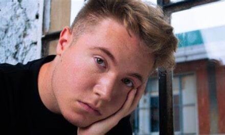 IL CANTANTE ALFA HA RICEVUTO IL “PREMIO ASSOMUSICA” AL 74°  FESTIVAL DI SANREMO
