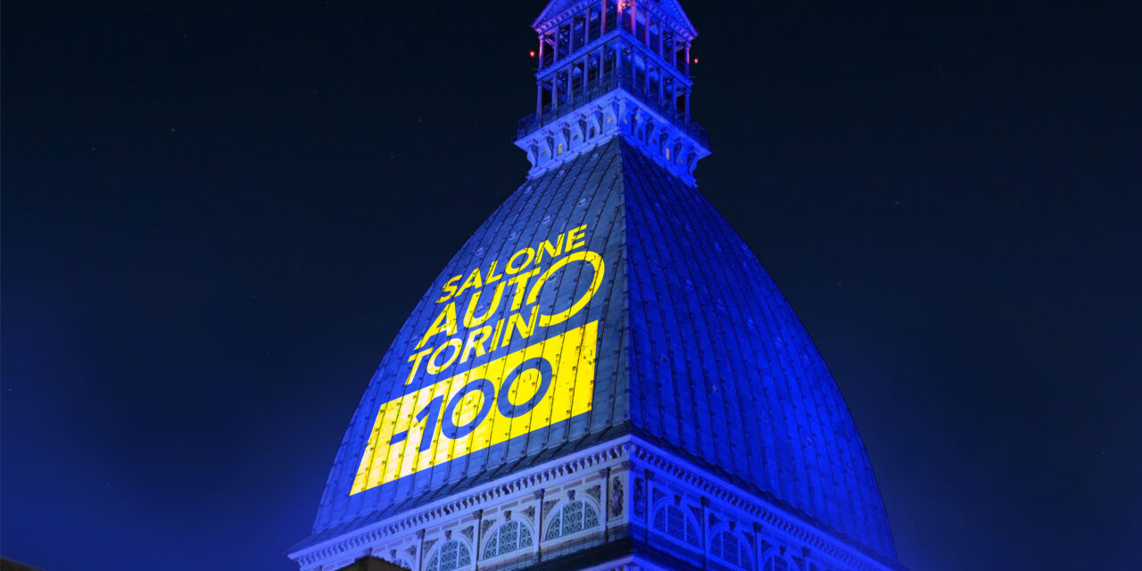 Salone Auto Torino accende la città e illumina la Mole Antonelliana di giallo e blu