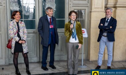 Le opere dello scultore Sergio Unia In Ascolto, nel  Giardino  Botanico Medievale di Palazzo Madama a Torino