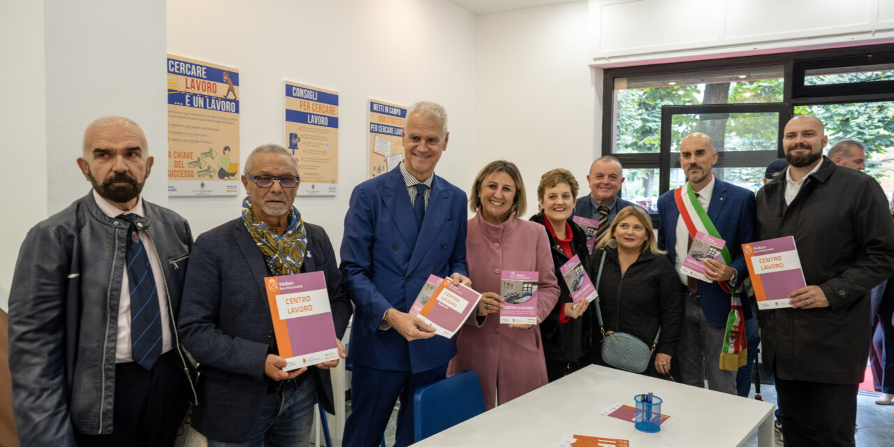 Il Centro Lavoro è in piazza Cavour 3 a Venaria Reale