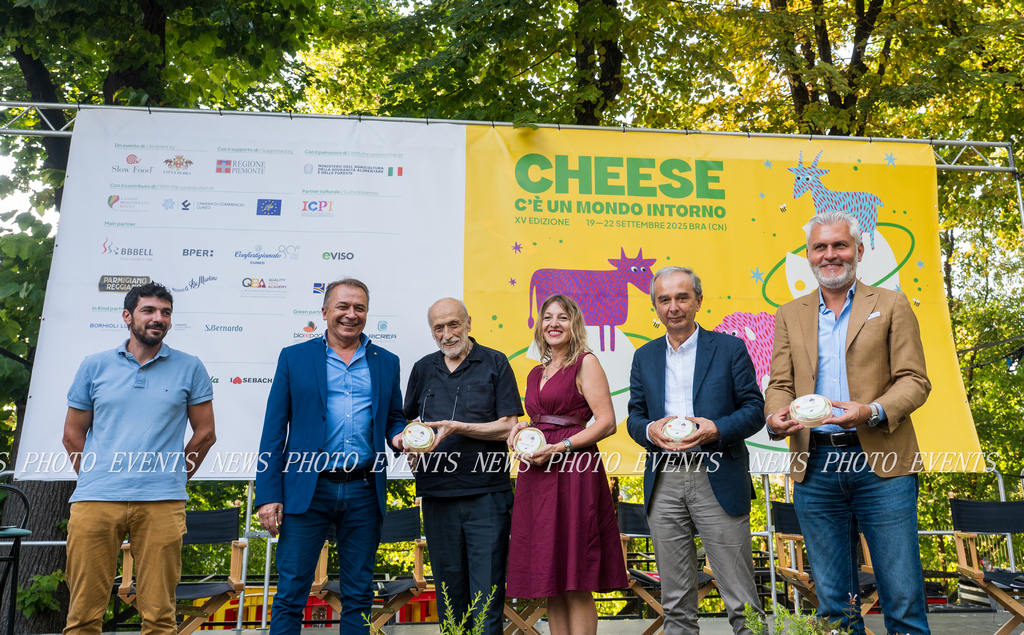 CHEESE “C’è un mondo interno”