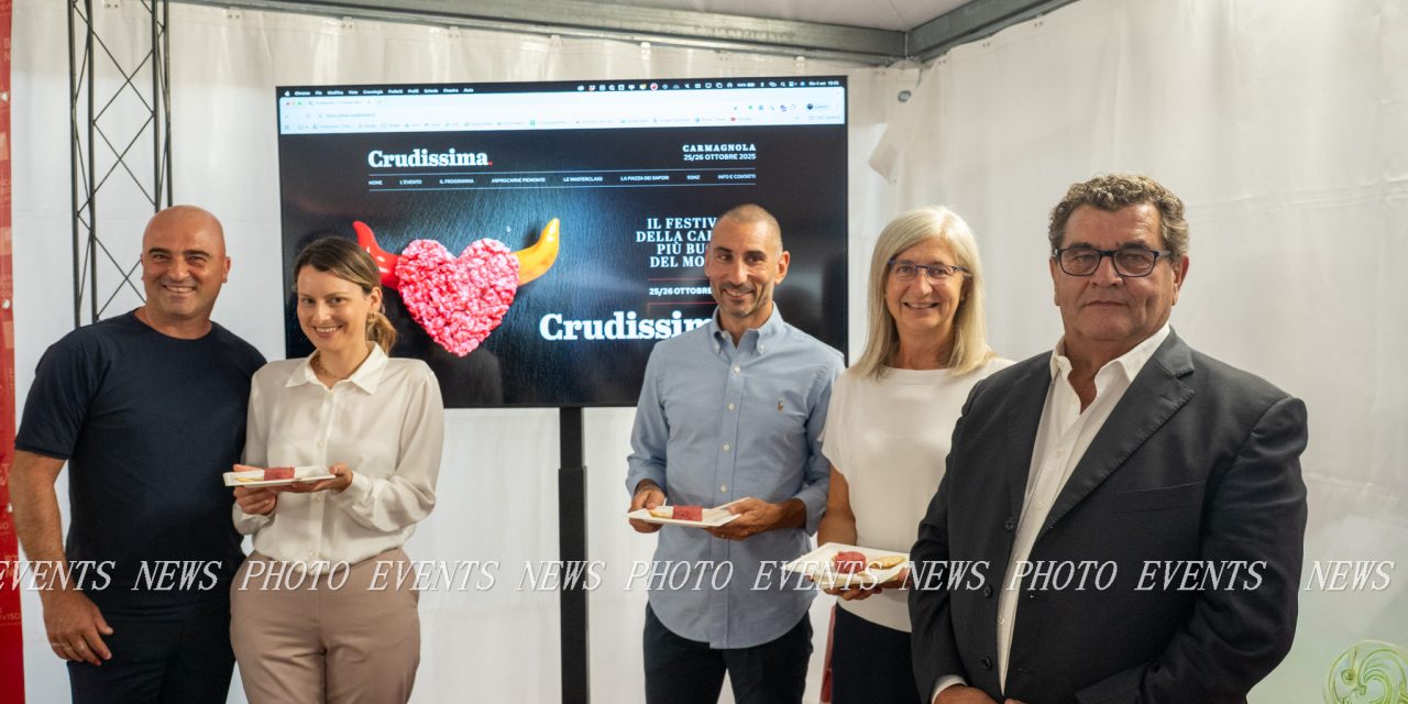LA FIERA NAZIONALE DEL PEPERONE DI CARMAGNOLA INCONTRA CRUDISSIMA