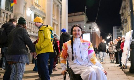 LA FIAMMA OLIMPICA PASSA DAVANTI ALLA MOLE ANTONELLIANA E AL MUSEO NAZIONALE DEL CINEMA
