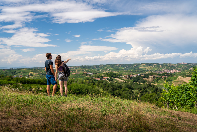 OLTRE 1 MILIONE E 700 MILA NEL 2025 I PERNOTTAMENTI IN LANGHE MONFERRATO ROERO