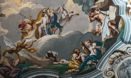 Palazzina di Caccia di Stupinigi :  le famiglie tra miti, dèi e leggende