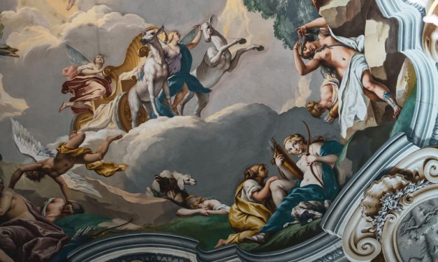 Palazzina di Caccia di Stupinigi :  le famiglie tra miti, dèi e leggende