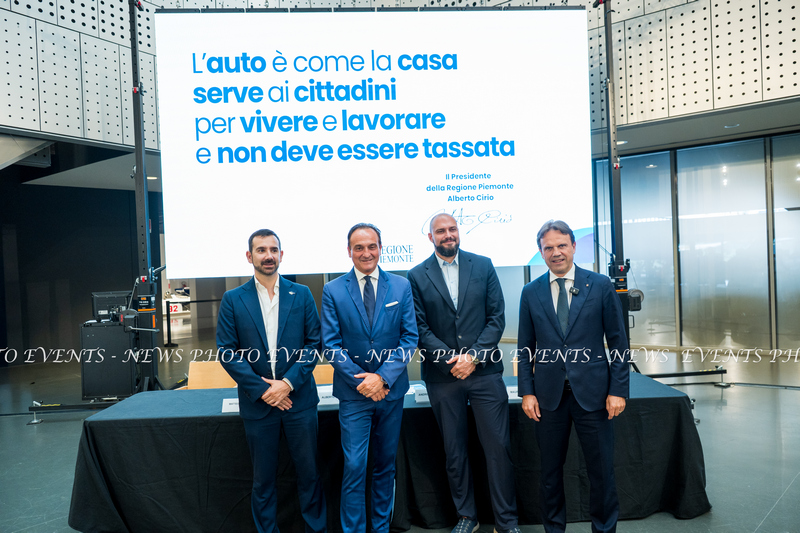 ABOLIZIONE BOLLO AUTO, OLTRE 1,6 MILIONI DI PIEMONTESI NON LO PAGHERANNO PIÙ