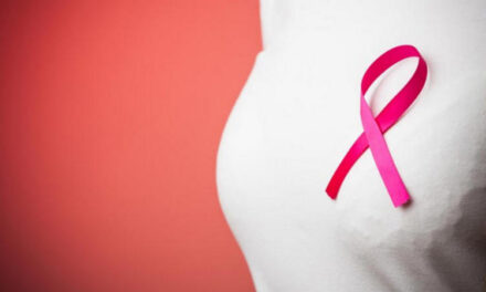 OTTOBRE ROSA, I LOCALI DI EPAT ASCOM SCENDONO IN CAMPO PER LA RICERCA SUI TUMORI FEMMINILI